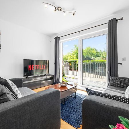 Modern Spacious 2Bedroom Apartment Great! Location By Etihad Mancity Stadium& Coop Live Arena Manchester Bagian luar foto