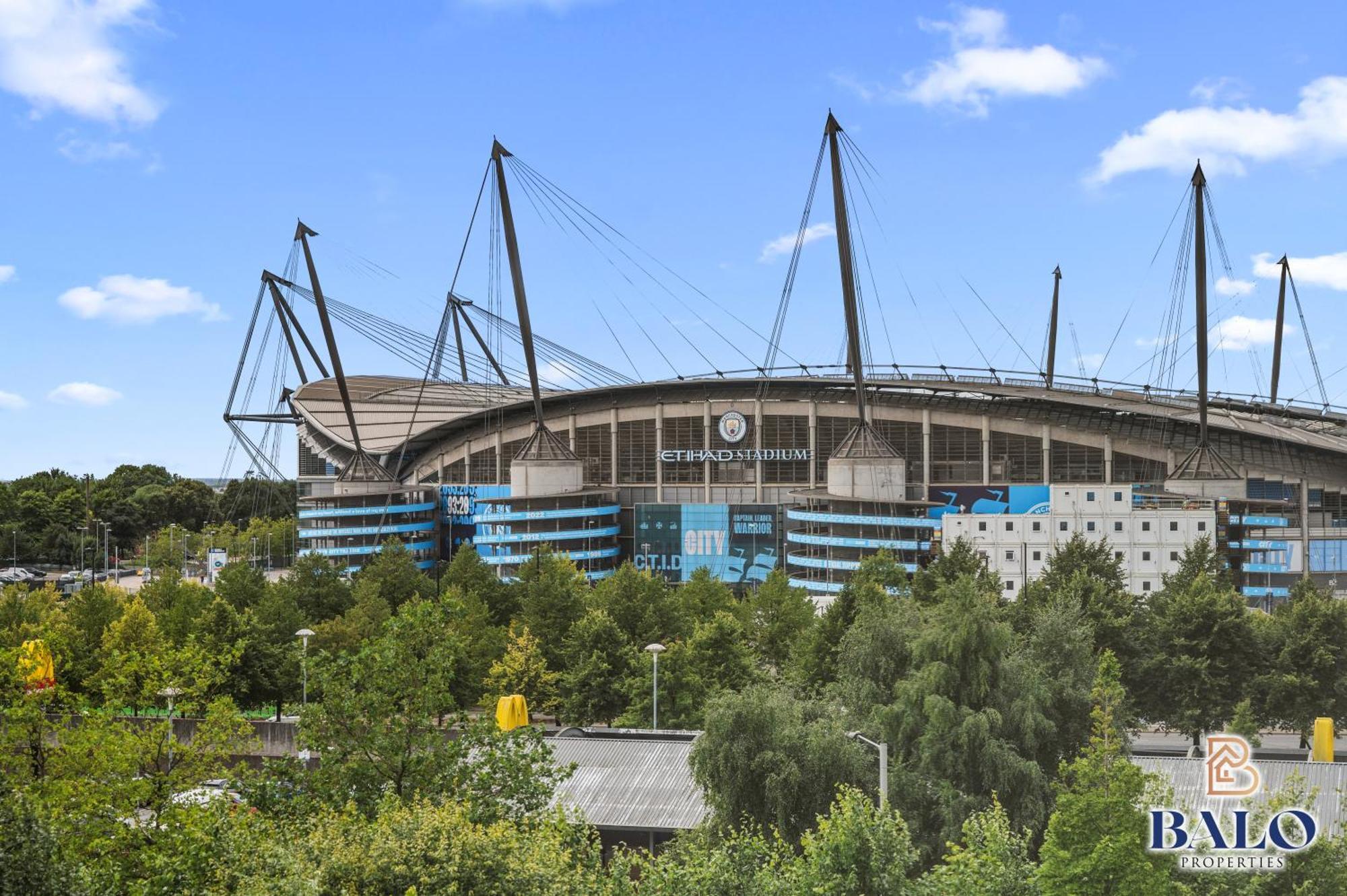 Modern Spacious 2Bedroom Apartment Great! Location By Etihad Mancity Stadium& Coop Live Arena Manchester Bagian luar foto