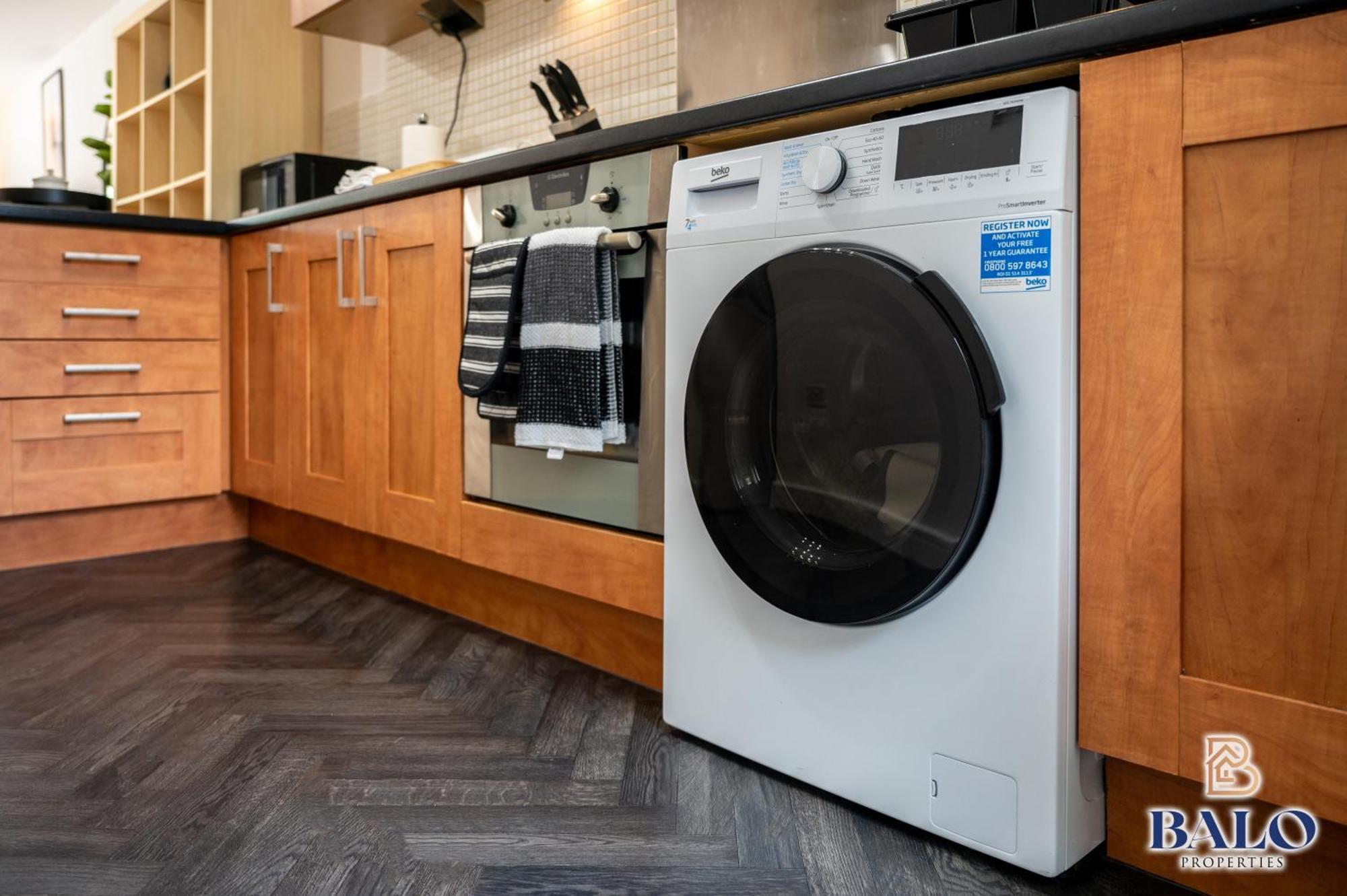 Modern Spacious 2Bedroom Apartment Great! Location By Etihad Mancity Stadium& Coop Live Arena Manchester Bagian luar foto