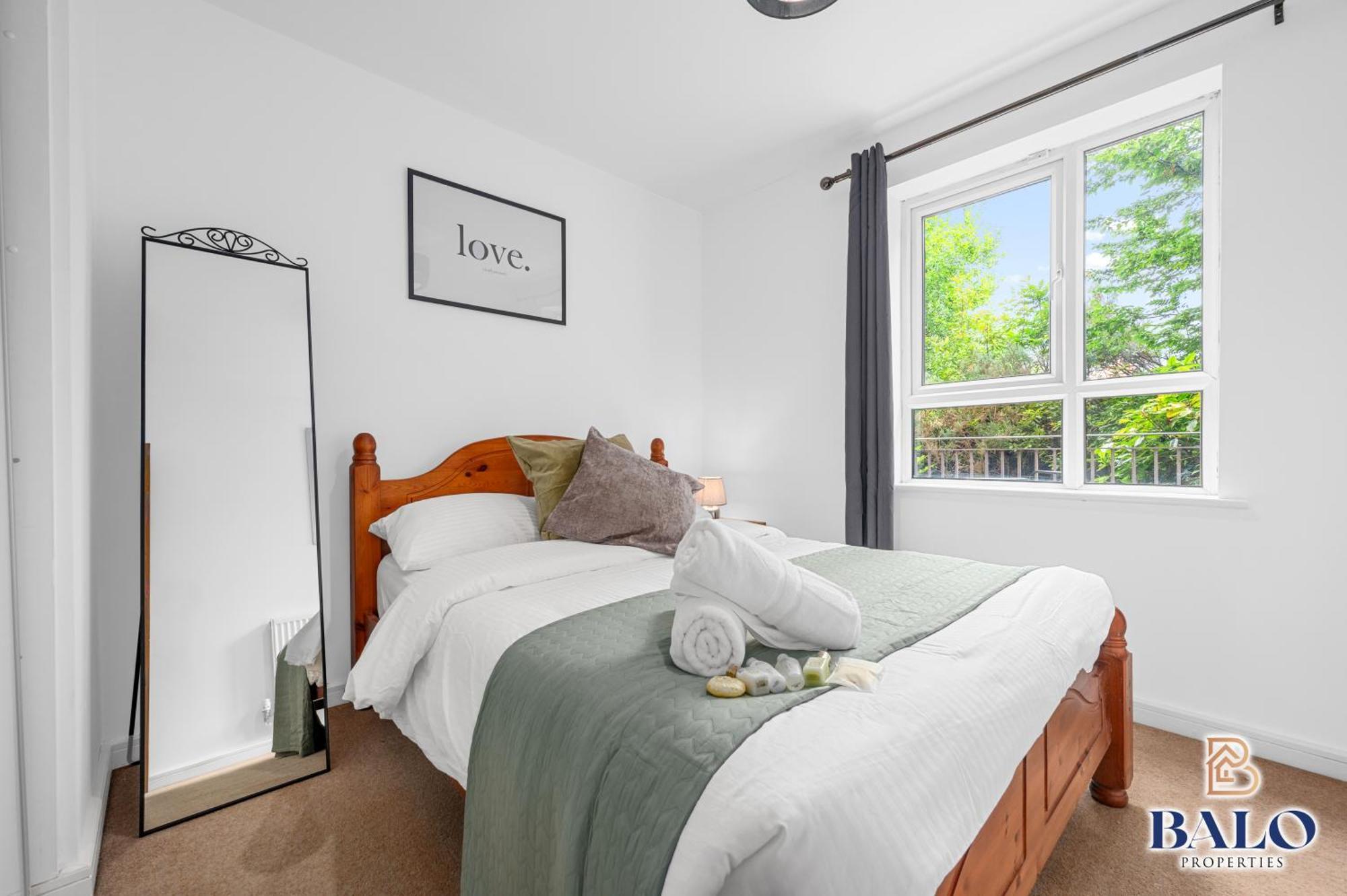 Modern Spacious 2Bedroom Apartment Great! Location By Etihad Mancity Stadium& Coop Live Arena Manchester Bagian luar foto