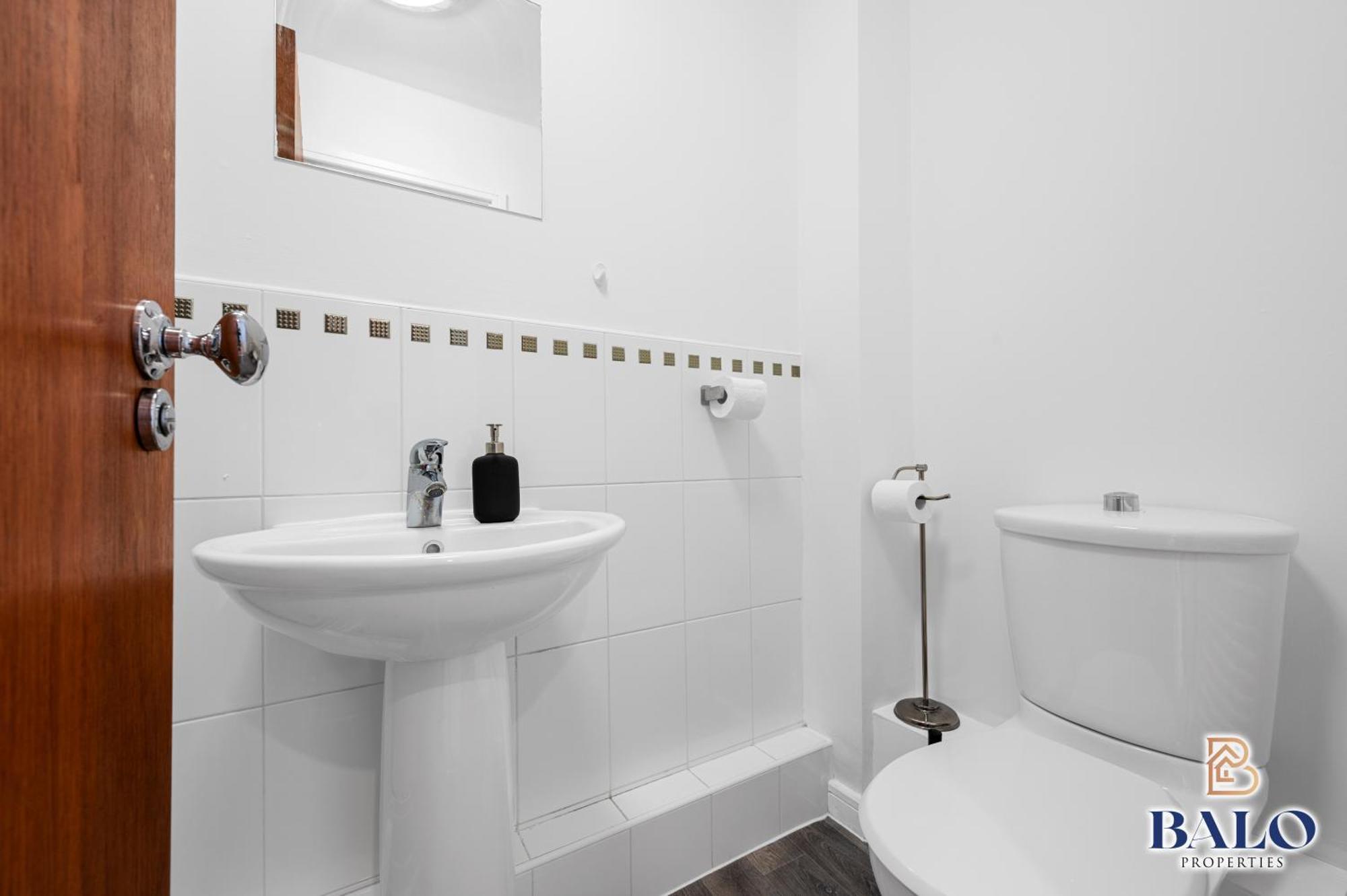 Modern Spacious 2Bedroom Apartment Great! Location By Etihad Mancity Stadium& Coop Live Arena Manchester Bagian luar foto